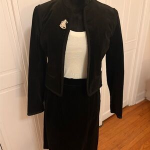 Vintage Lanz Originals Black Velvet 2-Piece Set | Jacket & Skirt | Size 7/8